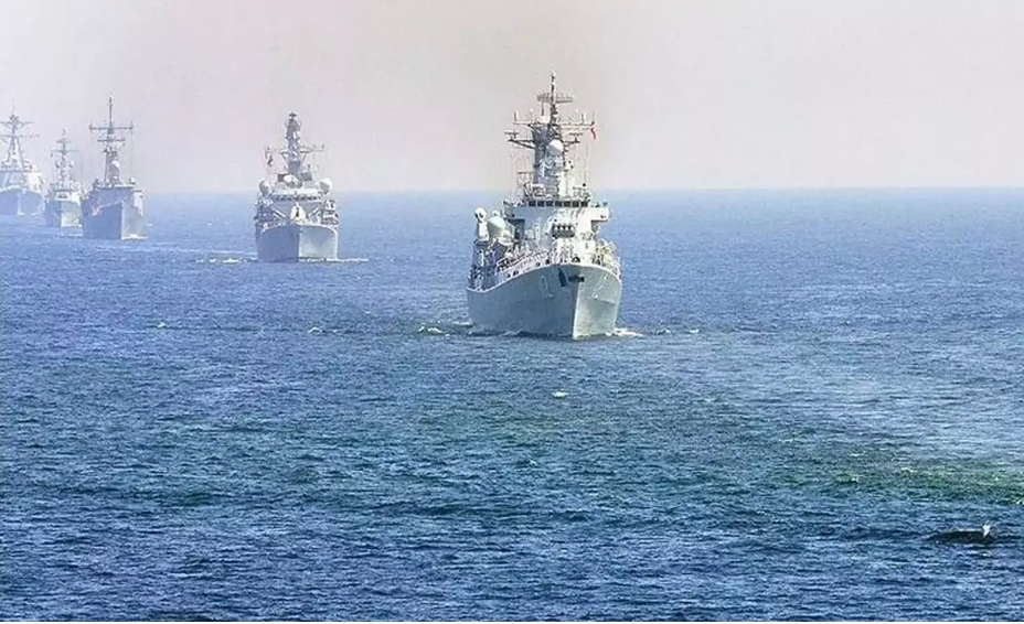 Doğu Asya'da gerilim tırmandı: Sınırı geçen gemiye ateş açıldı