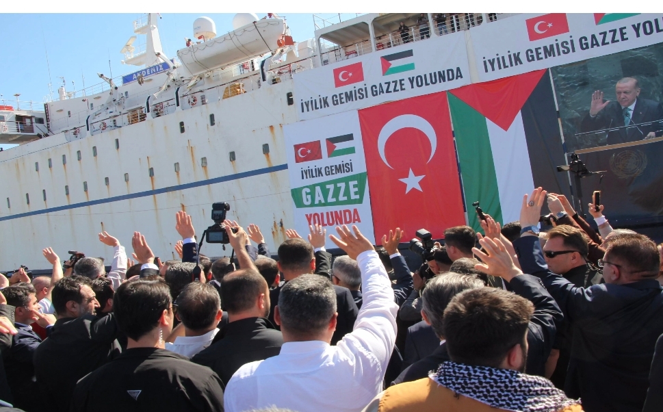 Türkiye, Gazze'nin yanında! ''Akdeniz'' uğurlandı