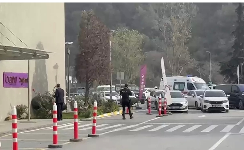 Sarıyer'de oyuncak silahla televizyon binasına giren zanlı yakalandı