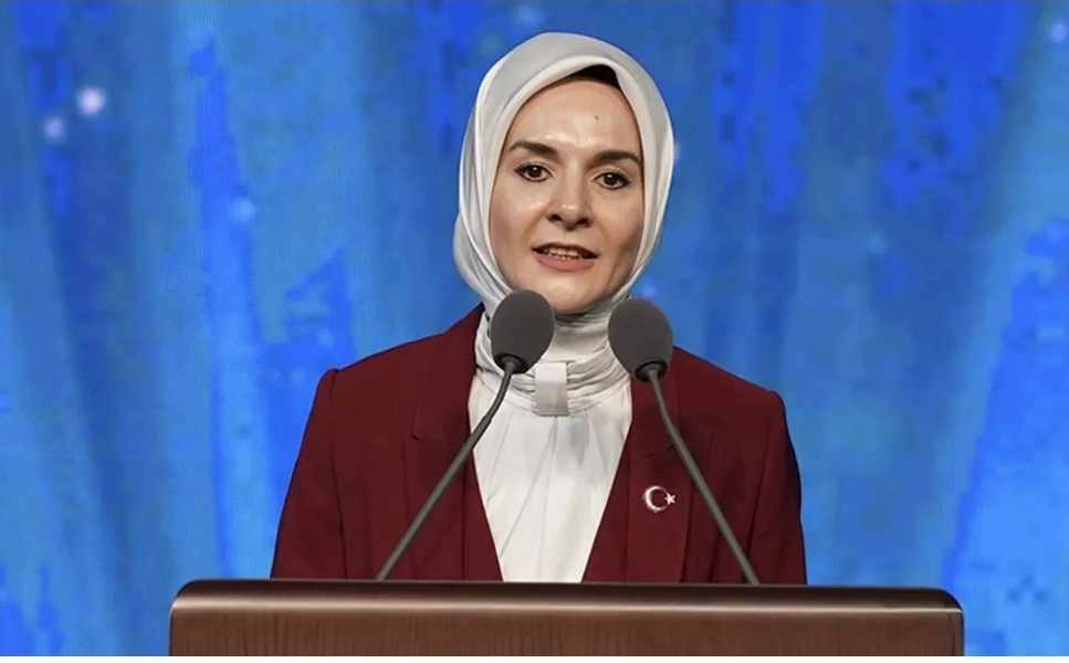 Bakan Göktaş: Çocuklarımızın dijital ortamlarda güvenliğini korumak öncelikle anne babaların rehberliğiyle mümkündür