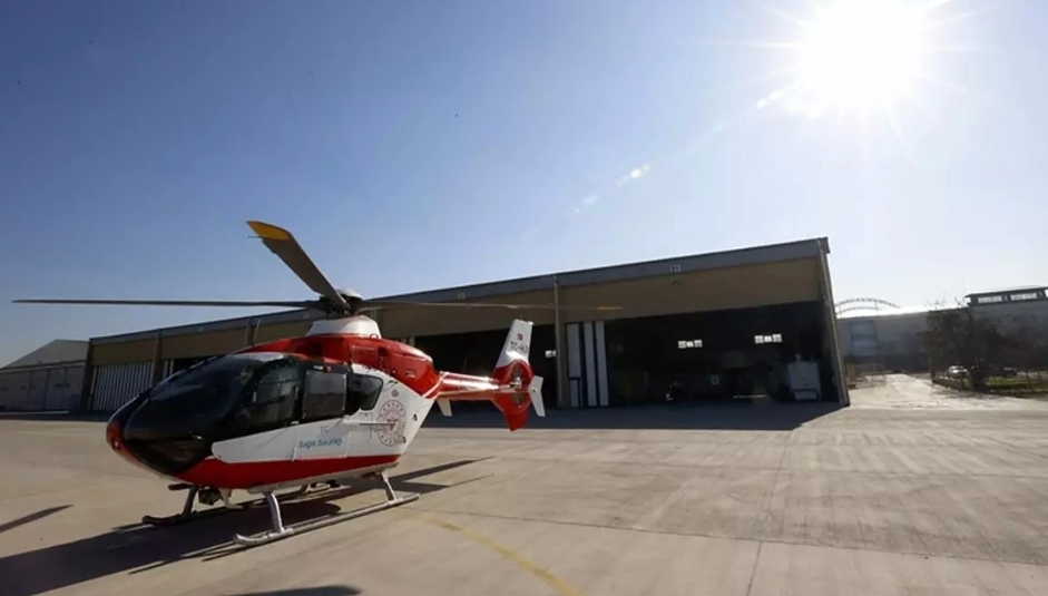 Malatya'da konuşlu ambulans helikopter 6 ildeki hastaların imdadına yetişiyor