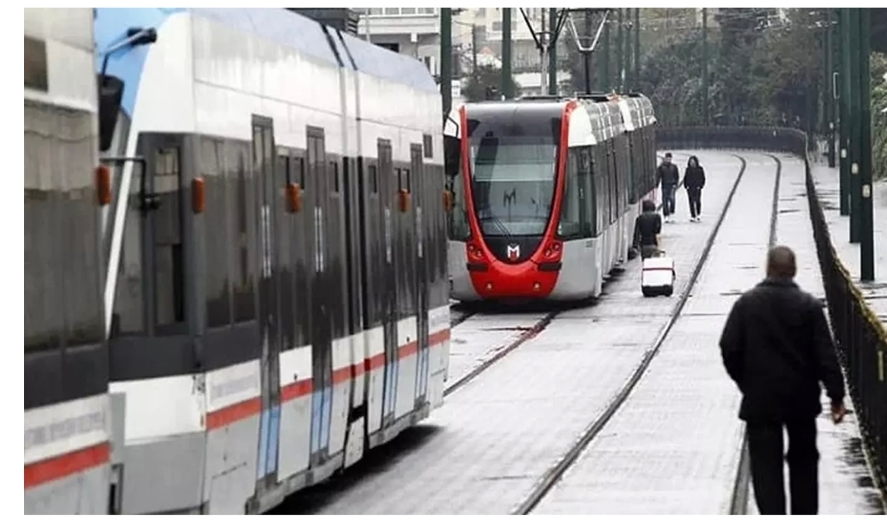 İstanbul'da T1 Kabataş-Bağcılar Tramvay Hattı'nda teknik arıza nedeniyle seferler aksadı