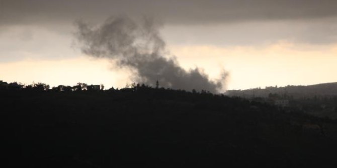 İşgalci İsrail, ateşkese rağmen Lübnan'ın güneyindeki beldelere saldırılarını sürdürdü