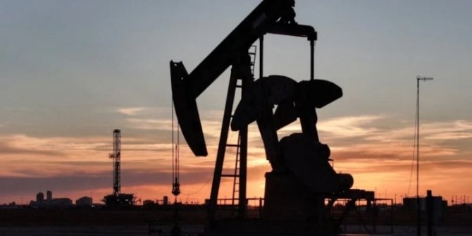 ABD-İran yakınlaşması petrol fiyatlarını sert düşürdü
