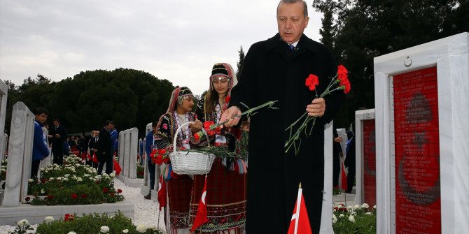 Cumhurbaşkanı Erdoğan Çanakkale Şehitliğini ziyaret etti
