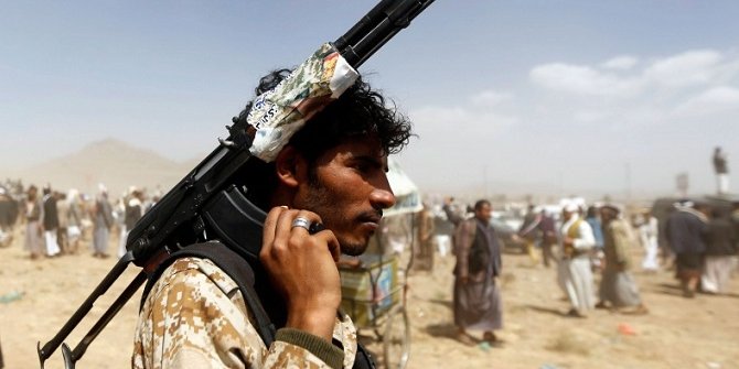 Yemen'in Hudeyde kentindeki çatışmalarda biri komutan 11 kişi öldü