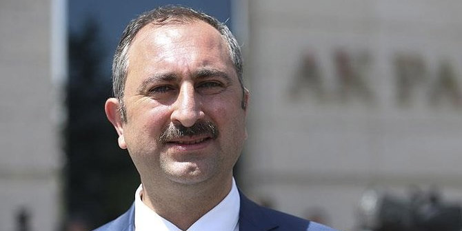 Adalet Bakanı Gül'den Çiftlik Bank açıklaması