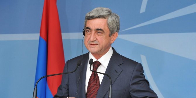 Ermenistan'da istifa şoku !