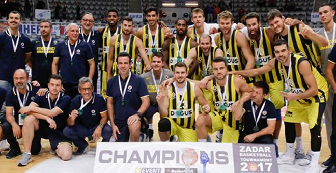 Zadar'da şampiyon Fenerbahçe Doğuş