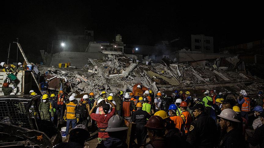Meksika'daki depremde hayatını kaybedenlerin sayısı 245'e çıktı