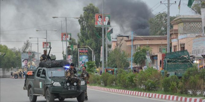 Afganistan'da bombalı saldırı: 5 ölü, 26 yaralı