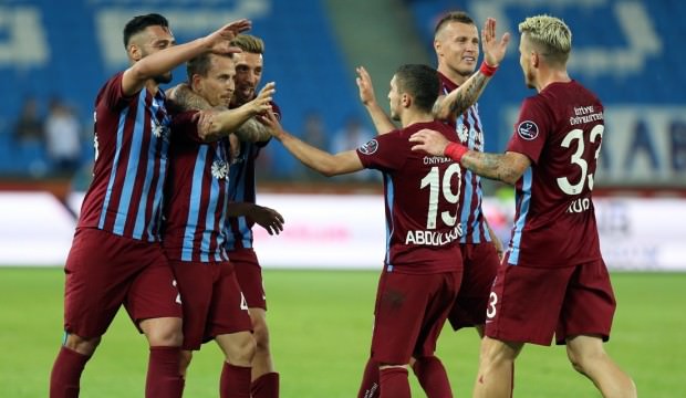 Trabzonspor'da Rodallega ve Sosa krizi