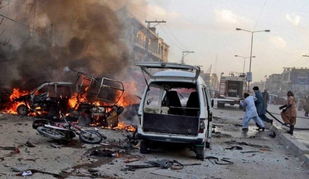 Pakistan'a saldırı: 20 ölü, 40 yaralı