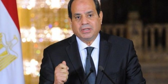 Mısır'da o yasaya karşı çıktı