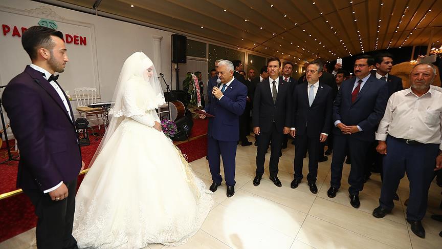 Başbakan Yıldırım, 15 Temmuz gazisinin nikah şahidi oldu