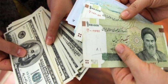İran'da dolar tarihi rekor kırdı!