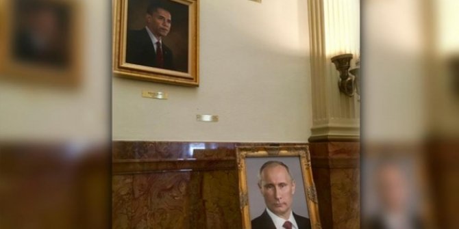 ABD'de Trump'ın yerine Putin portresi