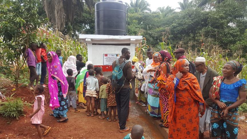 Kamerunlu köylülere TİKA'dan  su kaynağı!