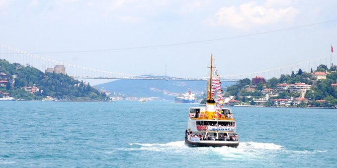 İstanbul boğazı gemilerine kavuştu