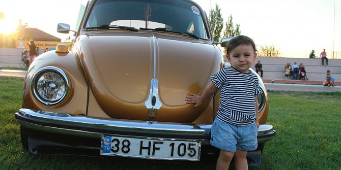 Kayseri'de festivalde bir araya geldiler!  Klasik otomobil tutkunları