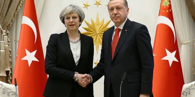 Başkan Erdoğan, İngiltere Başbakanı May ile görüştü!