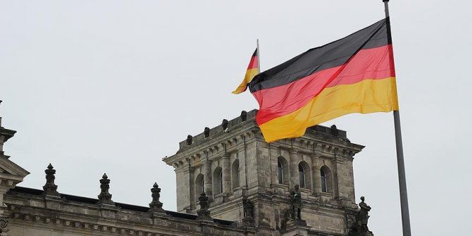 Almanya Saksonya'da camiye saldıran kişiye 9 yıl 8 ay hapis...