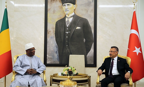 Fuat Oktay, Mali Cumhurbaşkanı ile görüştü!