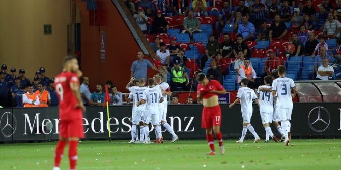 Türkiye - Rusya maçına damga vuran Skandal pankart!