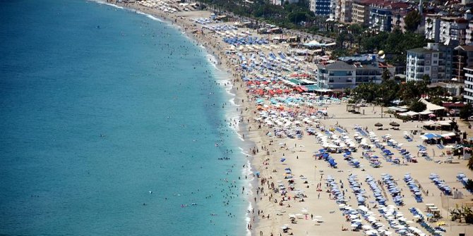 Antalya'dan rekor: Turist sayısı 9 milyonu aştı...