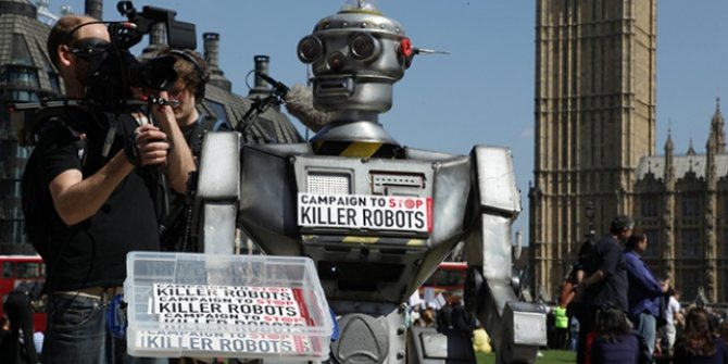 Parlamento 'katil robotları' yasakladı