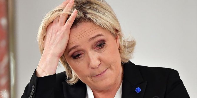 Fransız aşırı sağcı siyasetçi Le Pen'e göçmen karşıtı sözlerinden soruşturma