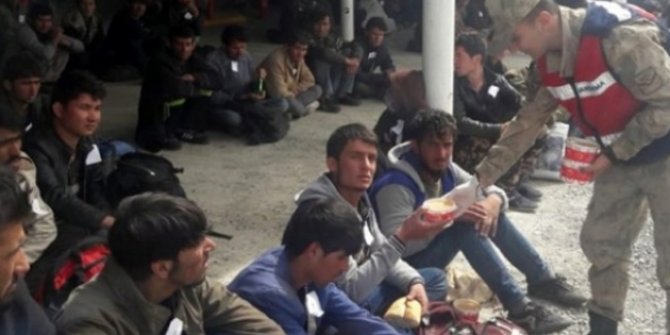 Flaş Haber...Kırklareli'de 58 kaçak göçmen yakalandı