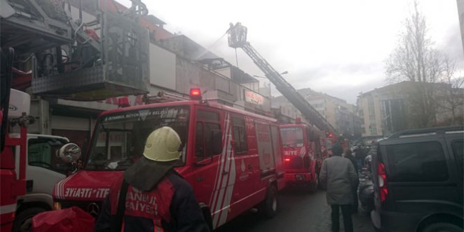 Son Dakika...Zeytinburnu'nda fabrika yangını
