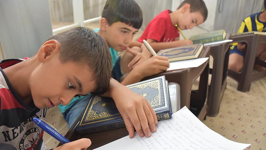 Kur'an kursu öğrencileri şehit Eren'in ailesine mektup gönderdi