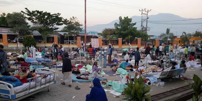 Endonezya’daki depremde kayıplar olduğu açıklandı