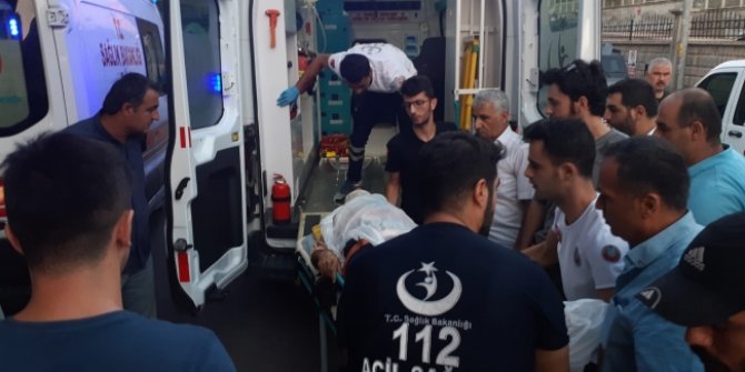 Siirt'te gelin ve damadın içerisinde bulunduğu otomobil takla attı!  2 ölü 3 yaralı