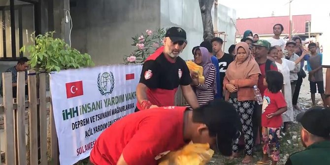 İHH'dan 11 bin 900 Endonezyalı'ya acil yardım