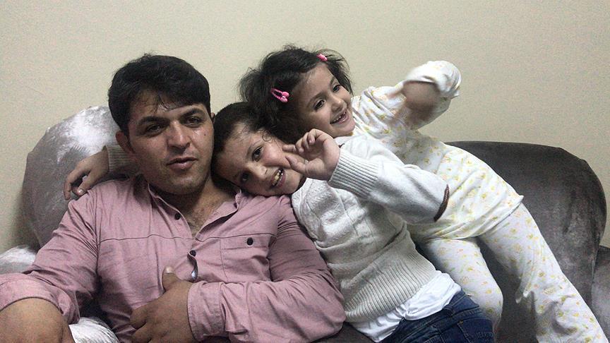 DEAŞ'a götürülen 2 çocuk babasına teslim edildi