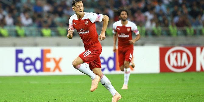 Mesut Özil'den Türk takımlarına sinyal