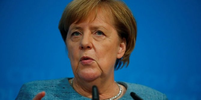 Almanya Başbakanı Merkel,  Suudi Arabistan'a silah göndermeyecek!
