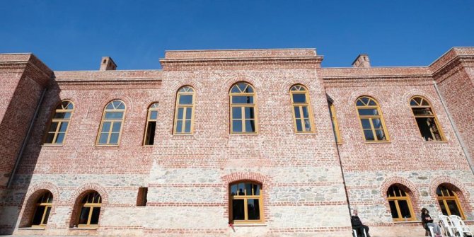 Zeytinburnu Belediyesinin tarihi binası açıldı