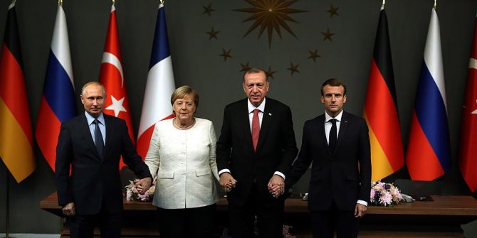 'Dörtlü zirve Türkiye'nin diplomatik zaferidir'