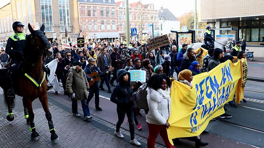 Hollanda'da AB'nin göç politikaları protesto edildi