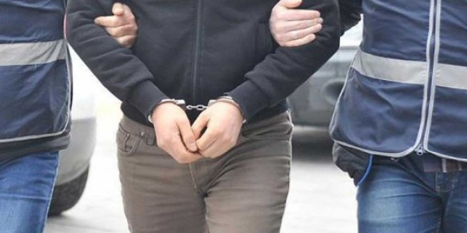 Adana'da FETÖ operasyonu: 5 gözaltı