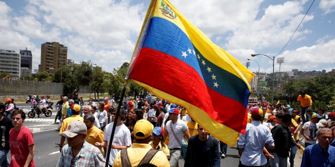 Kolombiya'dan Venezuela'ya "sınır ihlali" notası