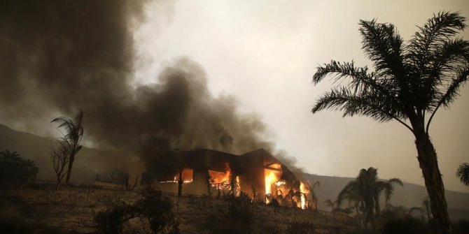 California'daki orman yangını: 9 ölü