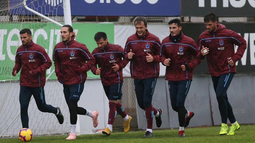 Trabzonspor'da Fenerbahçe maçı hazırlıkları başladı