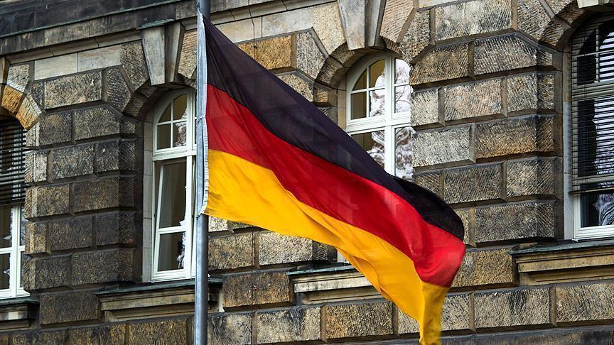Almanya'da aşırı sağcılar 9 ayda 12 bin 613 suç işledi