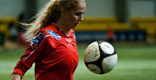Norveç kadın ve erkek futbolculara eşit maaş ödeyecek