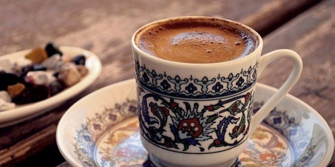 Türk kahvesini en çok Egeliler içiyor (Dünya Türk kahvesi günü)...